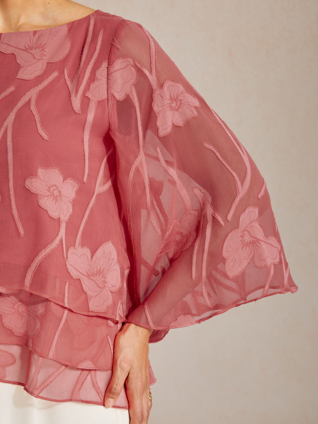 Blusa a Strati in Chiffon con Fiori