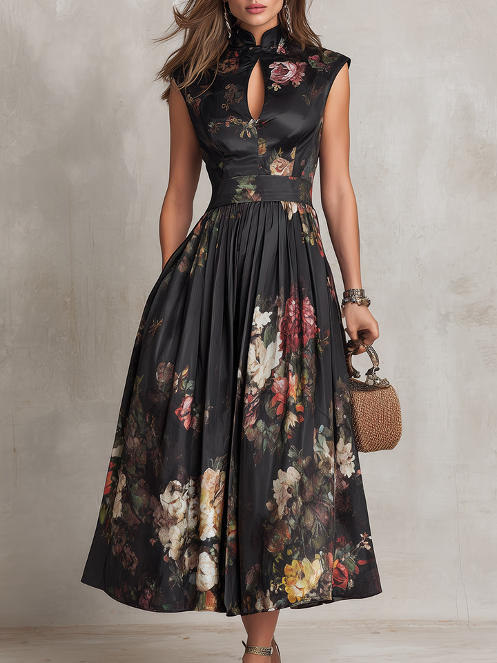 Violetta - Vestito midi nero in raso plissé con motivo floreale e colletto con foro a forma di chiave